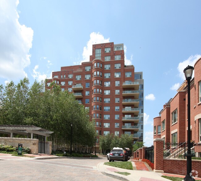 Photo - Kirkwood Circle