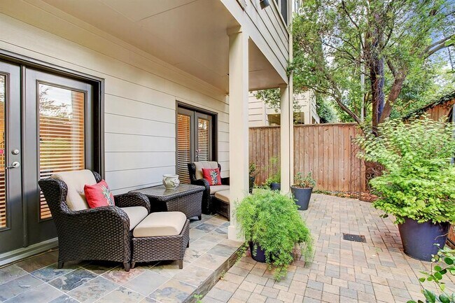 Photo - 6618 Wanita Pl