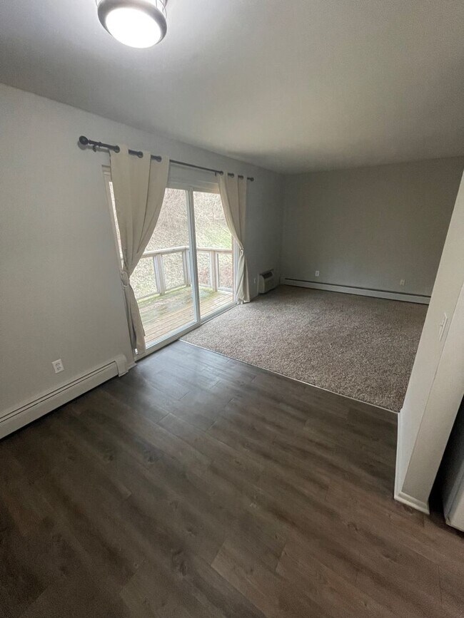 Kensington Place Apartments Milford, MI