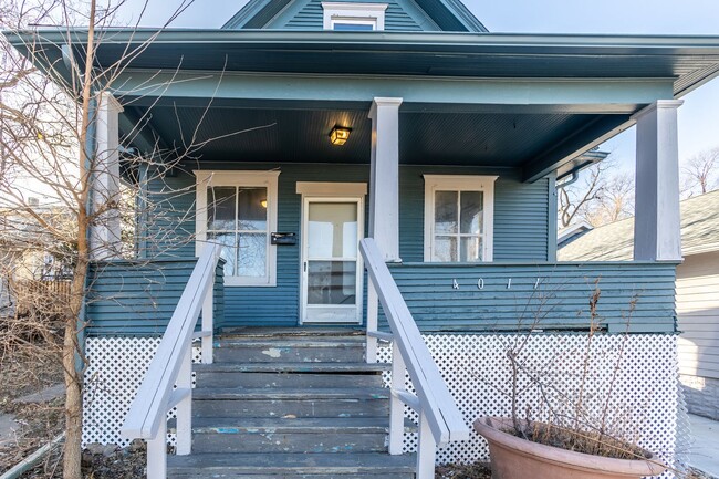 Building Photo - An Adorable 2BD/1BA Home That Has Been Renovated