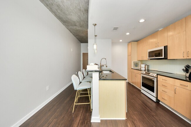 Photo - 5925 Almeda Rd Unit 12408