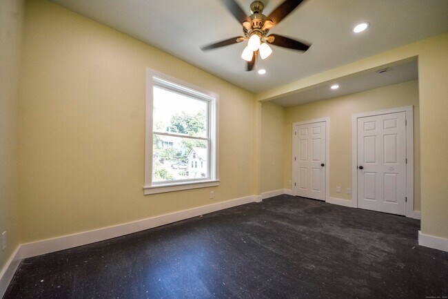 Photo - 92 High St Unit 4W