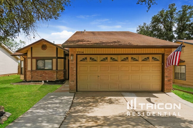 Building Photo - 7714 Clear Ridge Dr Rental