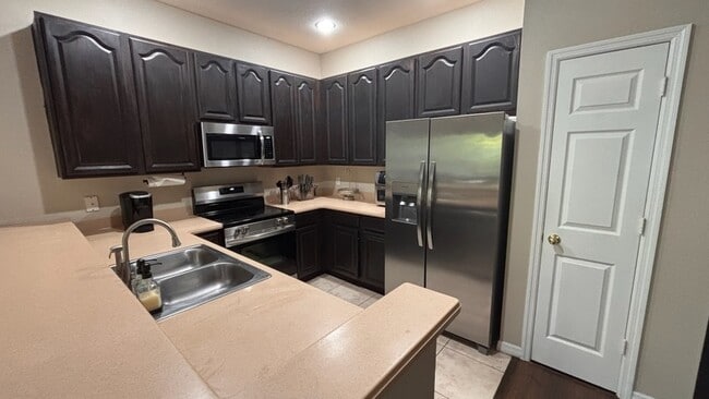 Photo - 831 Pine Pointe Ln