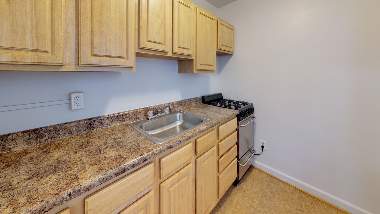 Photo - Skyline Towers Apartments