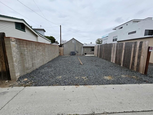 Photo - 4080 Sequoia St