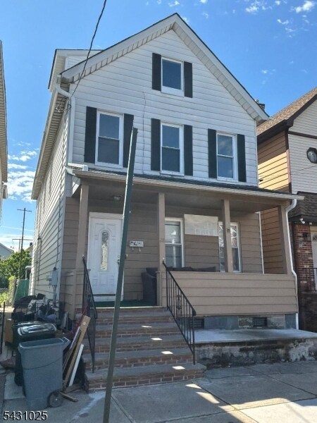 Photo - 28 Niles St