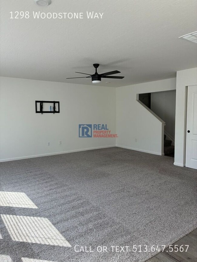 Photo - 1298 Woodstone Wy