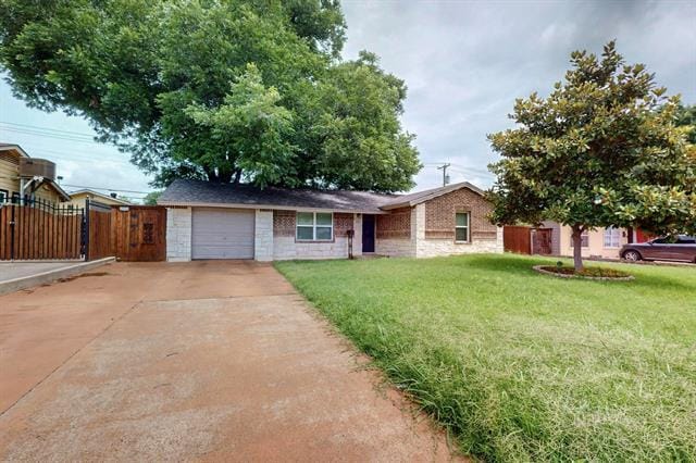 Photo - 1819 Finley Rd House