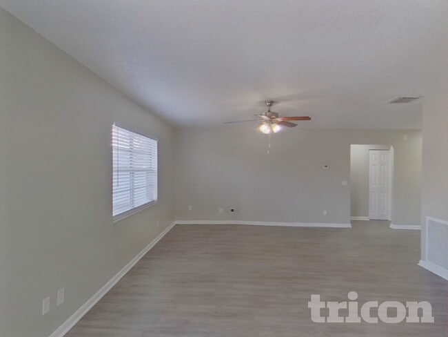 309 Regal Park Dr