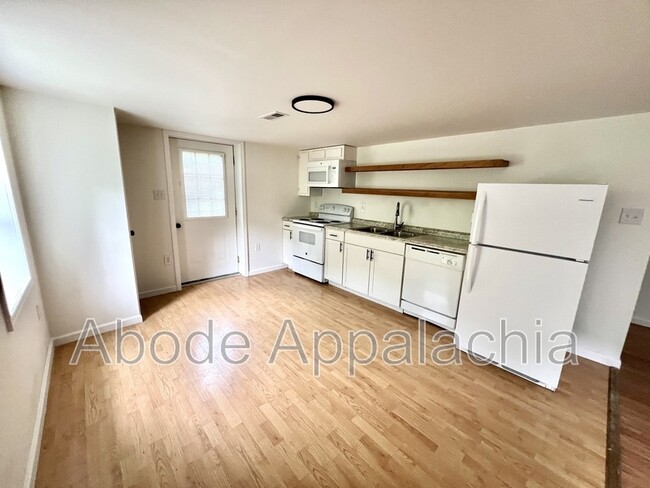 Photo - 1233 Collins Hwy Unit #1