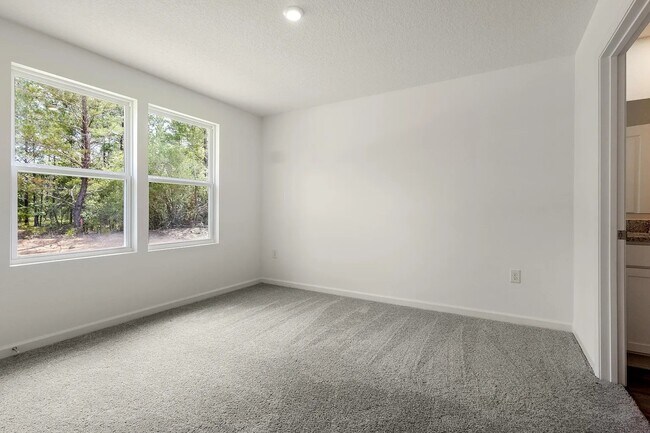 Photo - 552 Brookside Dr