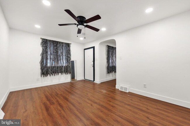 Photo - 4321 Palmetto St