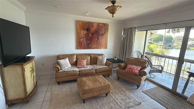 Photo - 614 Orange Dr Unidad 200
