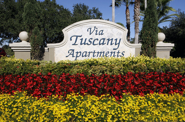 Via Tuscany Apartments - Via Tuscany Apartments