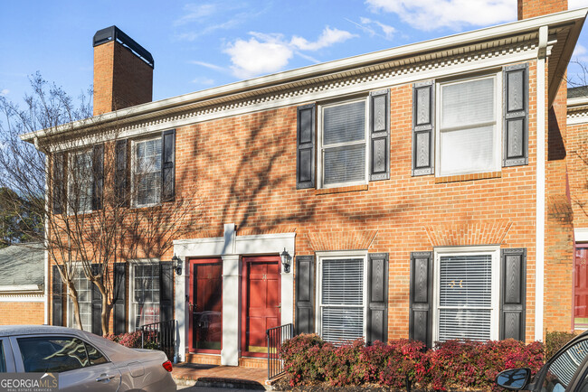 Photo - 34 Mt Vernon Cir Townhome