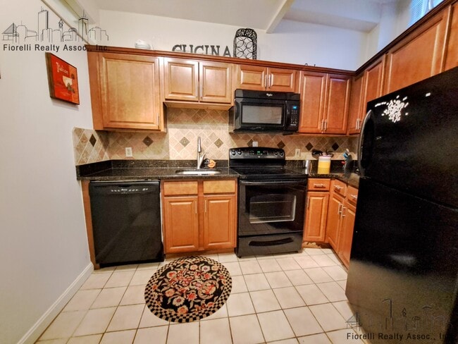 Photo - 280 North St Unit A