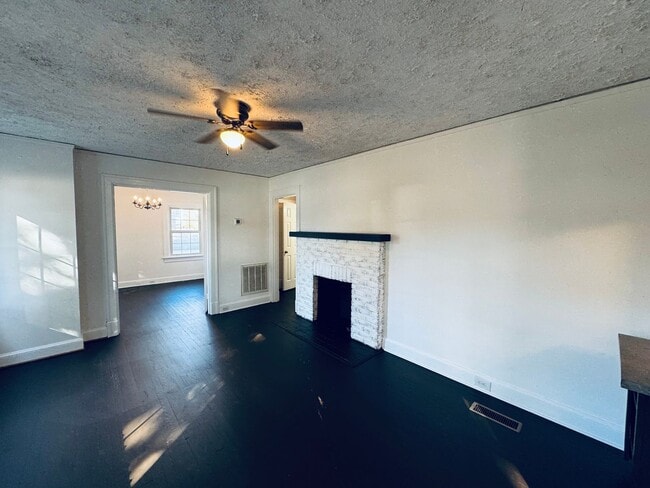 Photo - 1104 Toledo Ave