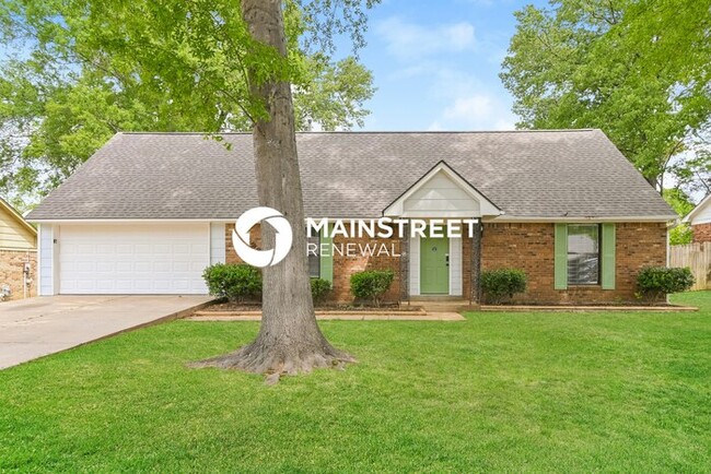 Photo - 6338 Northampton Dr House
