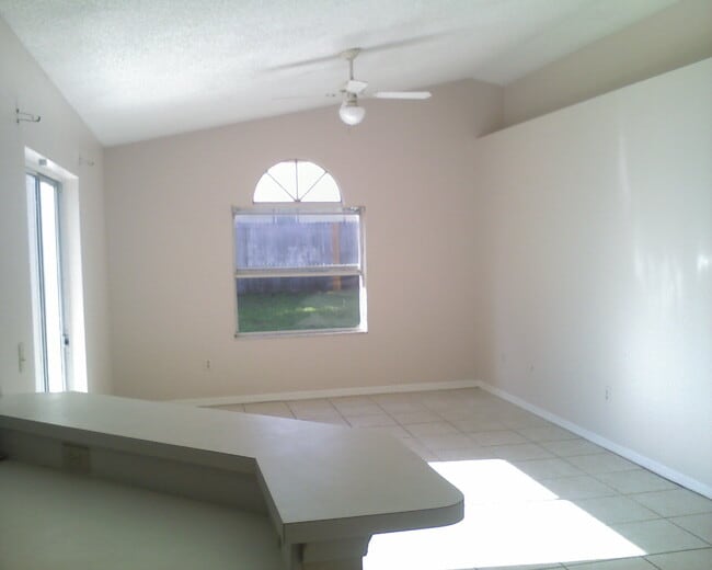 Photo - 2123 New Victor Rd