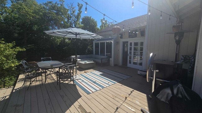 Photo - 395 Spring Beauty Ct