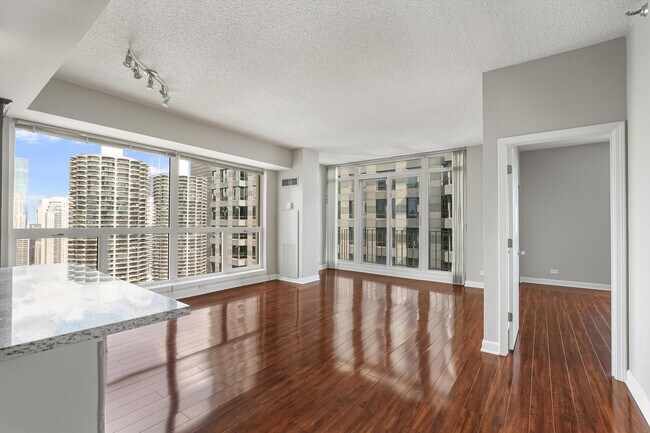 Photo - 200 N Dearborn St Unidad 4606