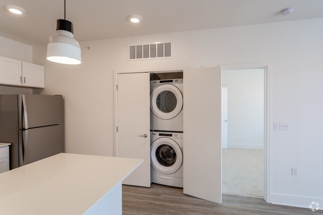 2HAB, 2BA - 894 ft²
