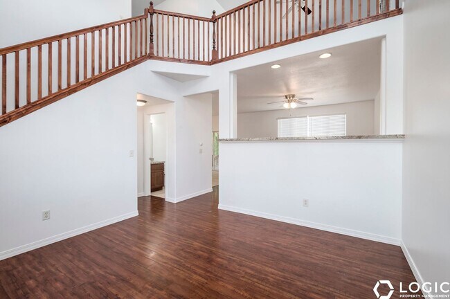 Photo - 5878 Arlinridge Dr