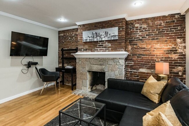 Photo - Historic Beacon Hill Charm Meets Modern Urban Living – 2 Bed | 1 Bath
