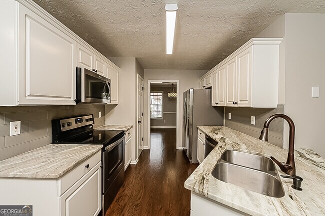 Photo - 60 Berkshire Run