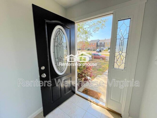 Photo - 760 Westminster Ln