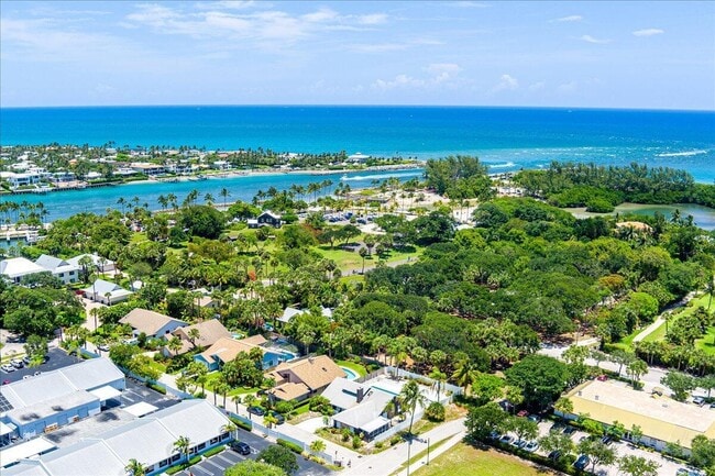 Photo - 901 Sandy Oaks Dr