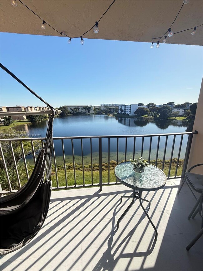 Photo - 8895 Fontainebleau Blvd Condo Unit # 409