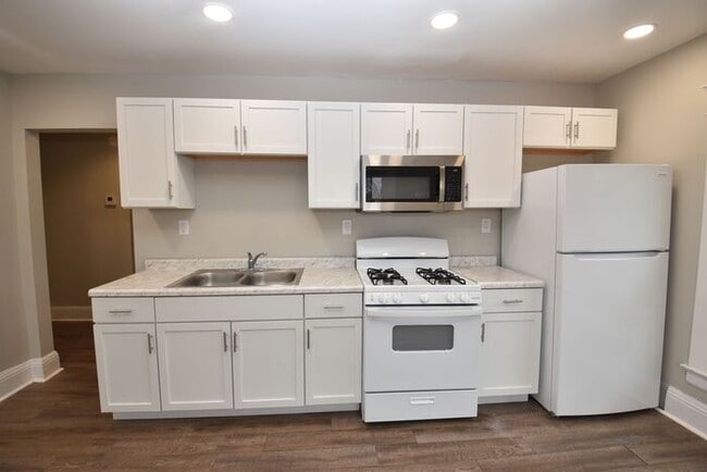 Photo - Spacious Downtown Mishawaka Apartment