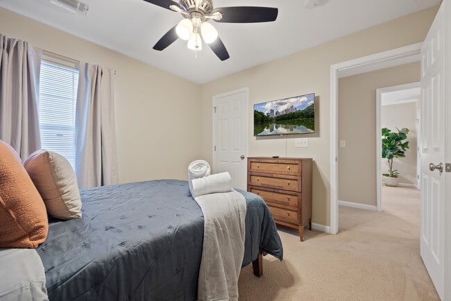 Photo - 13581 Weycroft Cir