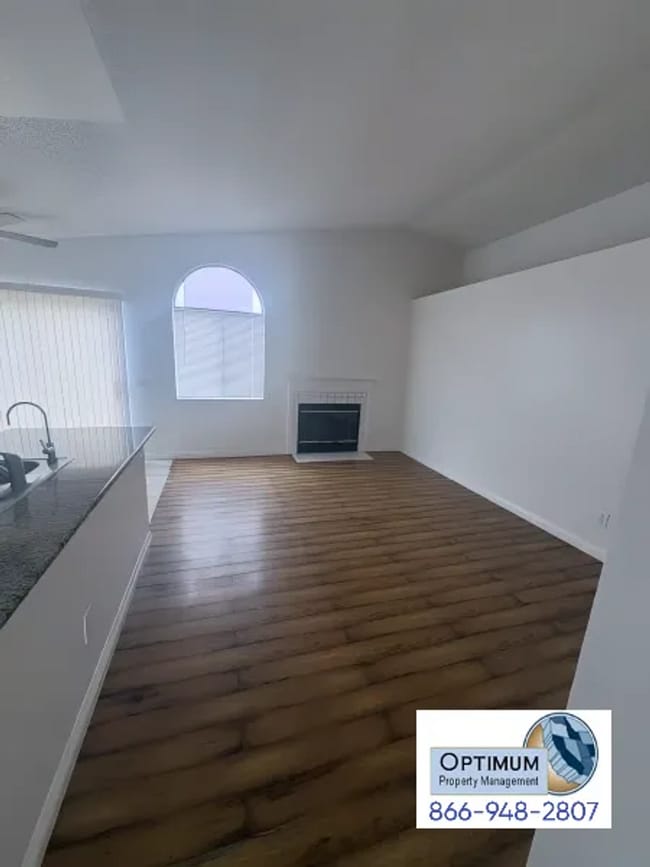 Photo - Spacious 4-Bedroom Home with Fireplace & Large Backyard