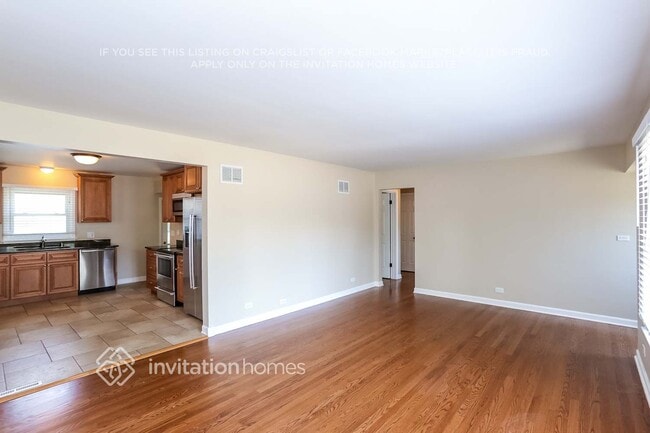 Photo - 180 Oakland Grove