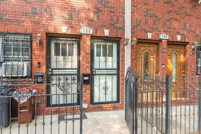 Photo - 198 Stuyvesant Ave Unit 2