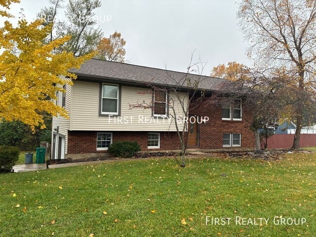 Building Photo - 37 W Lytle-Five Points Rd