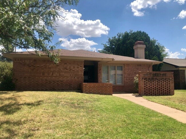 Large 2 bedroom - Large 2 bedroom House
