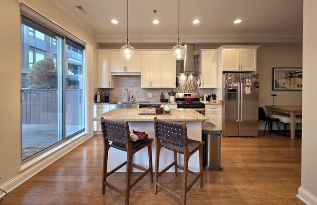 Photo - 20 N Aberdeen St