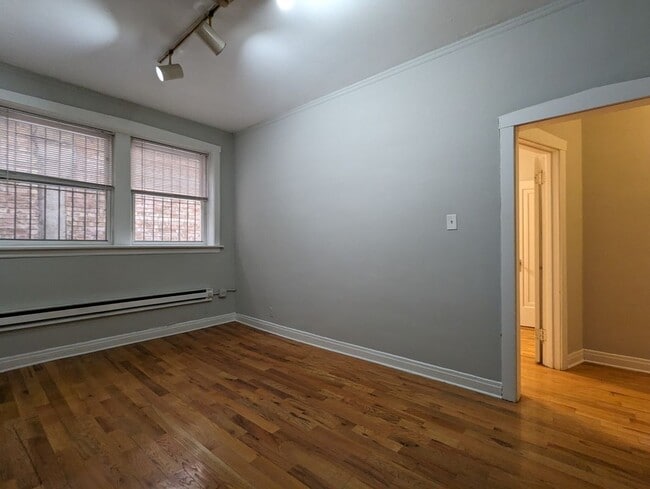 Photo - 511 W Melrose St Unit 108