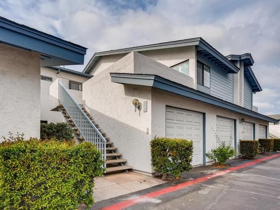 4075 Crystal Dawn Ln