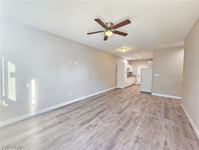 Photo - 1121 Sixshooter Ave