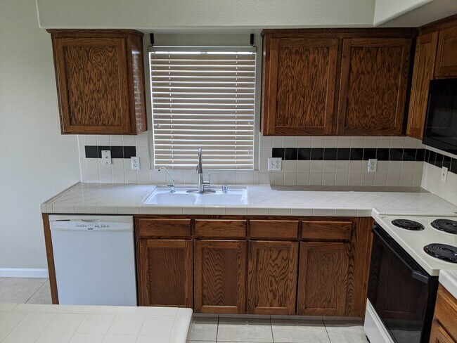 Photo - NE Fresno home close to Clovis North offer...