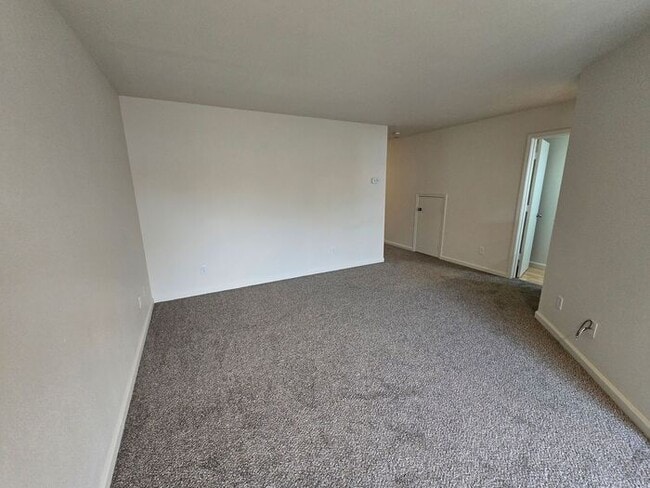 Photo - Updated 3-Bedroom Townhome in Dayton