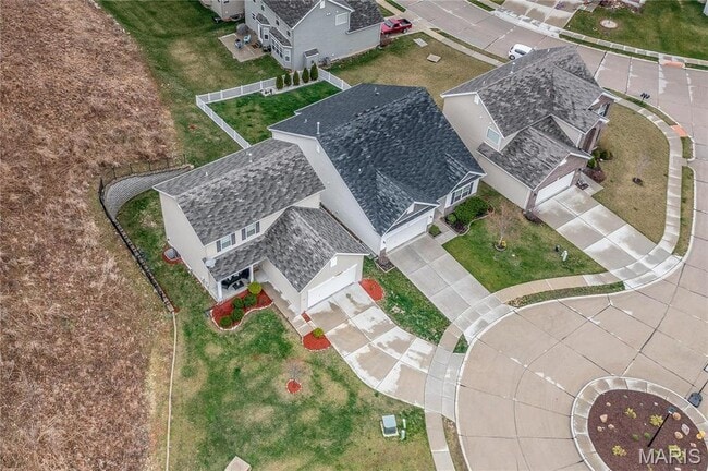 911 Meramec Grove Ct