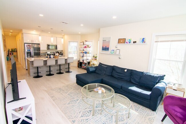 Photo - 3 Evergreen Ave Apartamento Unidad 3