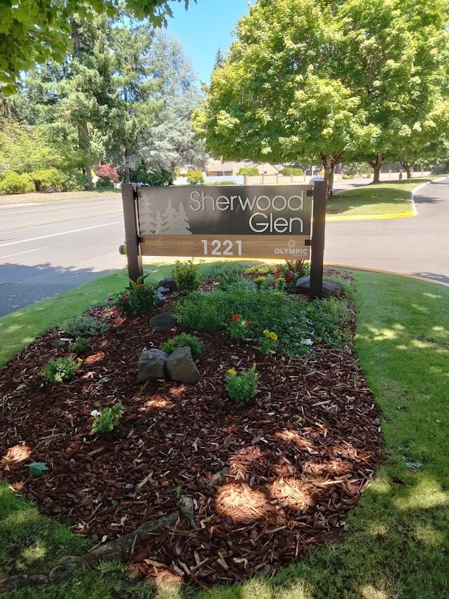 Sherwood Glen