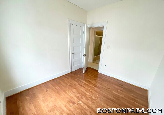 Photo - 45 Crescent Ave Unidad 2